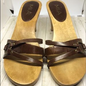 Mía wood shoes vintage